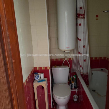 Продам квартиру, Луганская ул. , 2 кім., 58.50 м², капитальный ремонт 