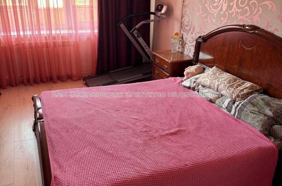 Продам квартиру, Луганская ул. , 2 кім., 58.50 м², капитальный ремонт 