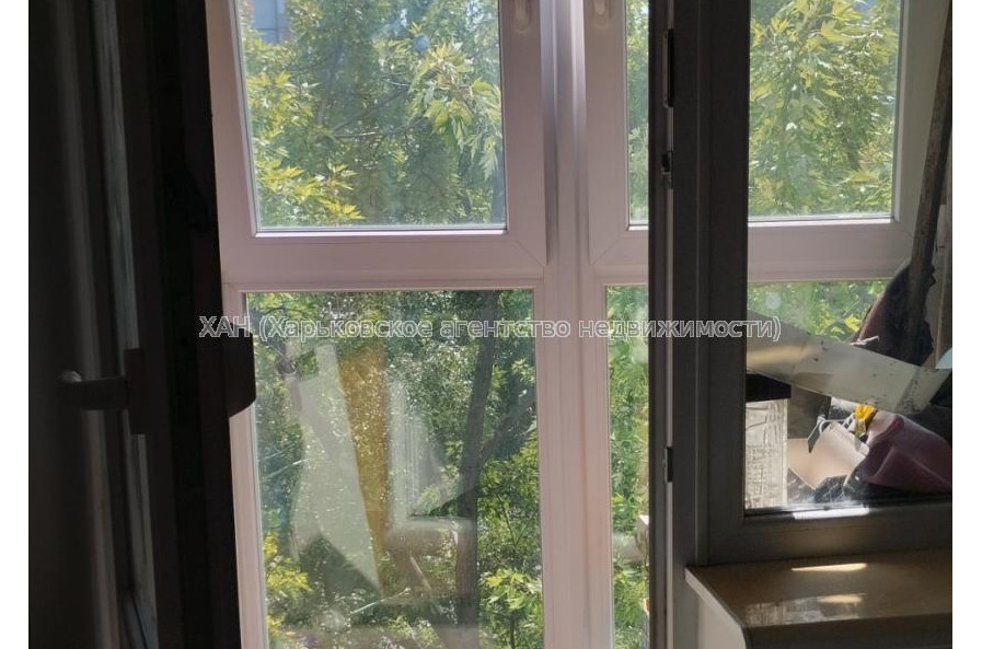 Продам квартиру, Гвардейцев Широнинцев ул. , 1  ком., 33 м², частичный ремонт 