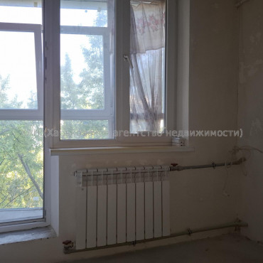 Продам квартиру, Гвардейцев Широнинцев ул. , 1  ком., 33 м², частичный ремонт 