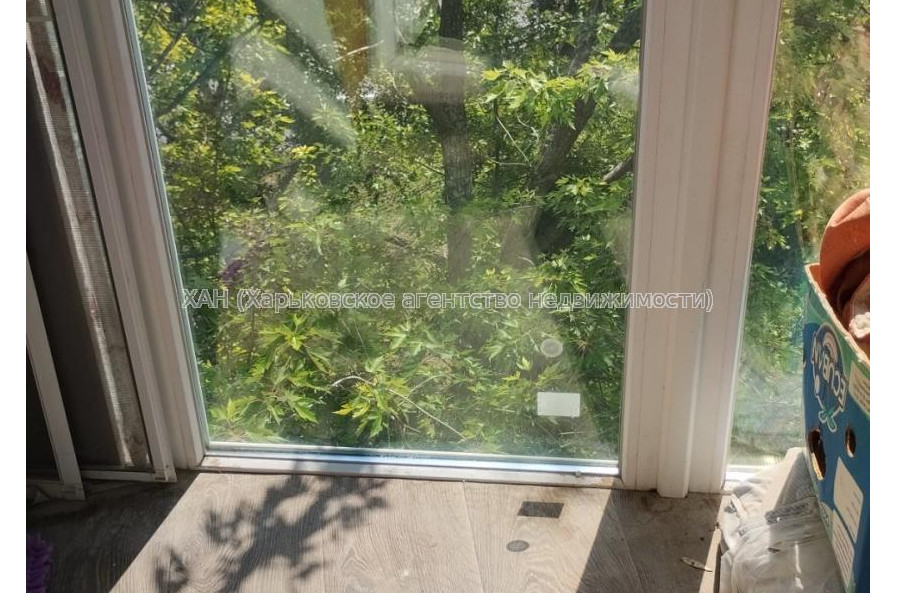 Продам квартиру, Гвардейцев Широнинцев ул. , 1  ком., 33 м², частичный ремонт 