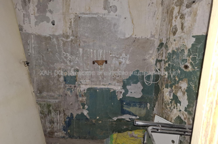 Продам квартиру, Гвардейцев Широнинцев ул. , 1  ком., 33 м², частичный ремонт 