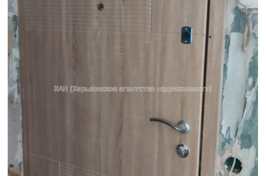 Продам квартиру, Гвардейцев Широнинцев ул. , 1  ком., 33 м², частичный ремонт 