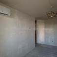 Продам квартиру, Гвардейцев Широнинцев ул. , 1  ком., 33 м², частичный ремонт 