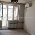 Продам квартиру, Гвардейцев Широнинцев ул. , 1  ком., 33 м², частичный ремонт 