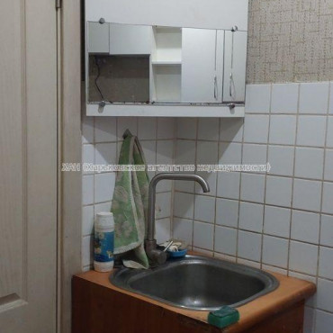 Продам квартиру, Петра Григоренко пр-т , 1  ком., 18 м², косметический ремонт 