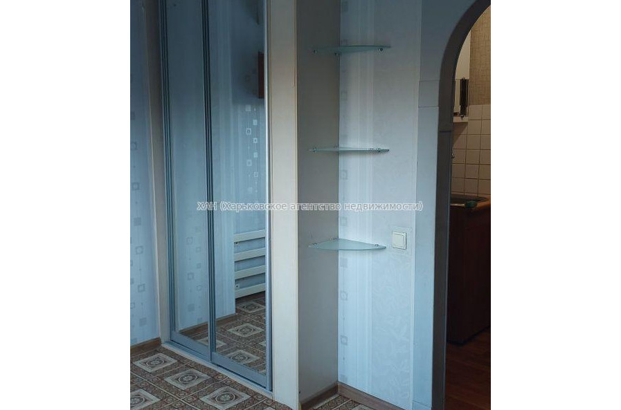 Продам квартиру, Петра Григоренко пр-т , 1  ком., 18 м², косметический ремонт 