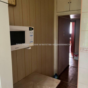 Продам квартиру, Гвардейцев Широнинцев ул. , 2  ком., 47.50 м², косметический ремонт 