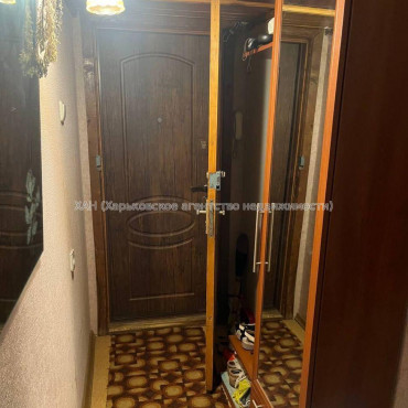 Продам квартиру, Гвардейцев Широнинцев ул. , 2  ком., 47.50 м², косметический ремонт 