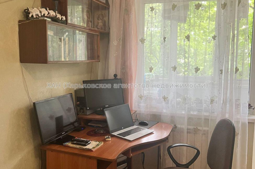 Продам квартиру, Гвардейцев Широнинцев ул. , 2  ком., 47.50 м², косметический ремонт 