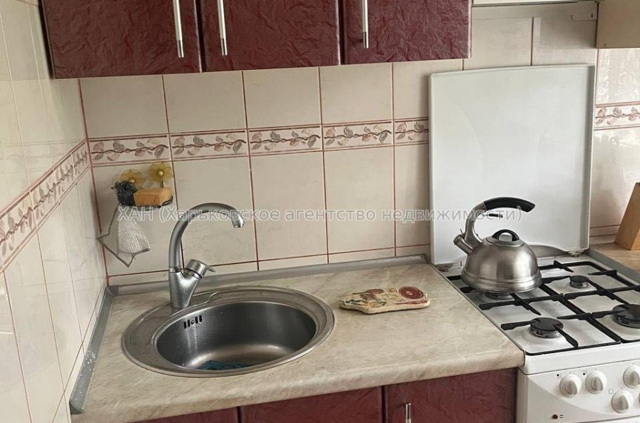 Продам квартиру, Гвардейцев Широнинцев ул. , 2  ком., 47.50 м², косметический ремонт 