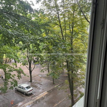 Продам квартиру, Гвардейцев Широнинцев ул. , 2  ком., 47.50 м², косметический ремонт 
