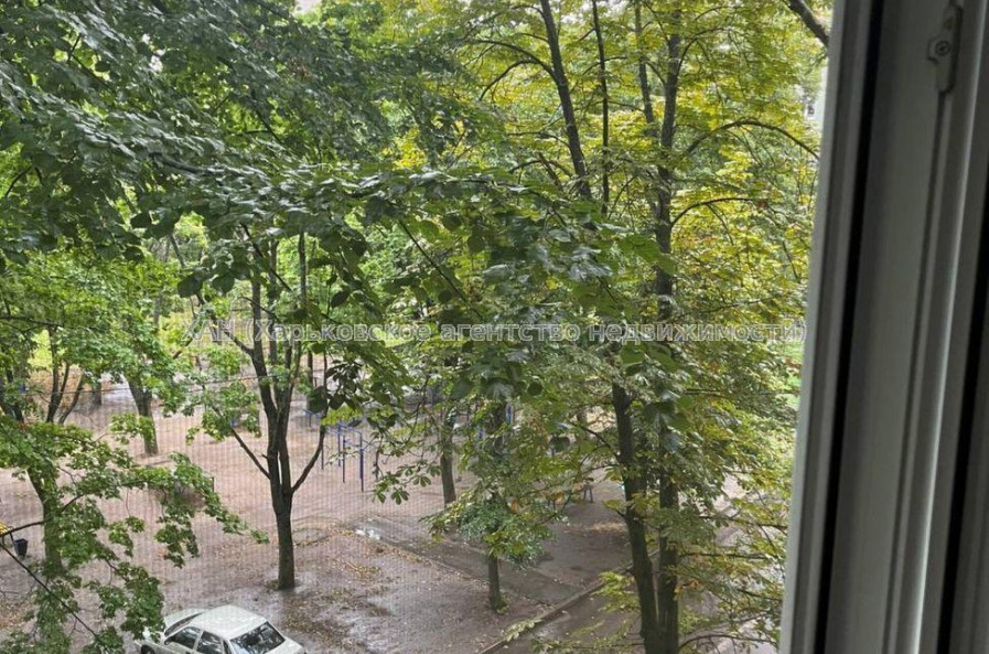 Продам квартиру, Гвардейцев Широнинцев ул. , 2  ком., 47.50 м², косметический ремонт 