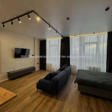 Продам квартиру, Молочная ул. , 1  ком., 49 м², авторский дизайн 