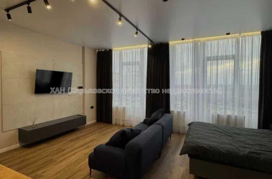 Продам квартиру, Молочная ул. , 1  ком., 49 м², авторский дизайн 