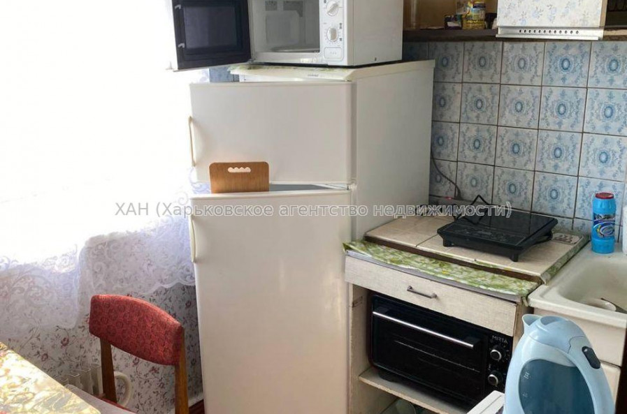 Продам квартиру, Людвига Свободы просп. , 1  ком., 33 м², советский ремонт 