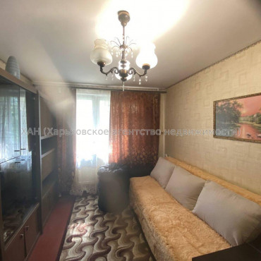Продам квартиру, Людвига Свободы просп. , 1  ком., 33 м², советский ремонт 