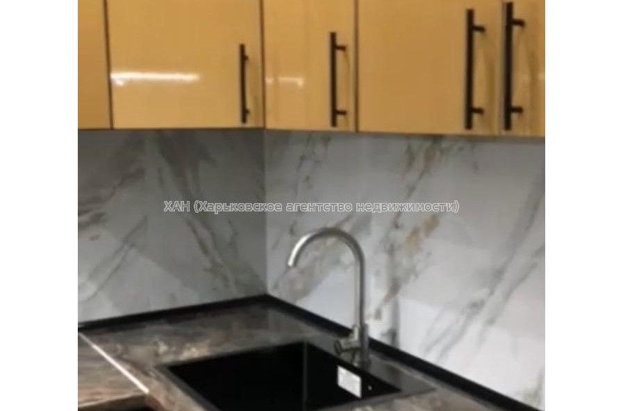 Продам квартиру, Полтавский Шлях ул. , 184А, корп. 3 , 1  ком., 40 м², евроремонт 