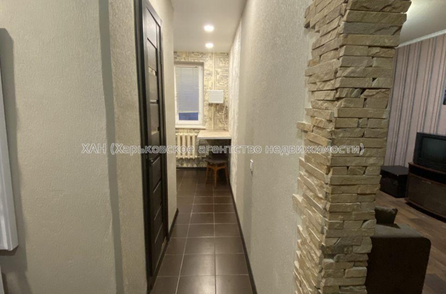 Продам квартиру, Юбилейный просп. , 1  ком., 30.80 м², частичный ремонт 