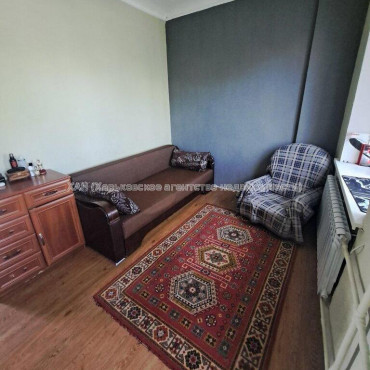 Продам квартиру, Полтавский Шлях ул. , 15  ком., 15.70 м², косметический ремонт 