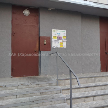 Продам квартиру, Юбилейный просп. , 1  ком., 32.70 м², советский ремонт 