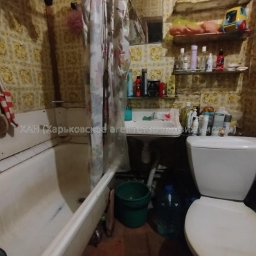 Продам квартиру, Юбилейный просп. , 1  ком., 32.70 м², советский ремонт 