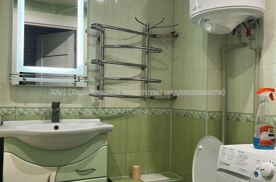 Продам квартиру, Тракторостроителей просп. , 2  ком., 45.60 м², косметический ремонт 