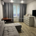 Продам квартиру, Тракторостроителей просп. , 2  ком., 45.60 м², косметический ремонт 