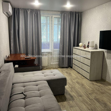 Продам квартиру, Тракторостроителей просп. , 2  ком., 45.60 м², косметический ремонт 