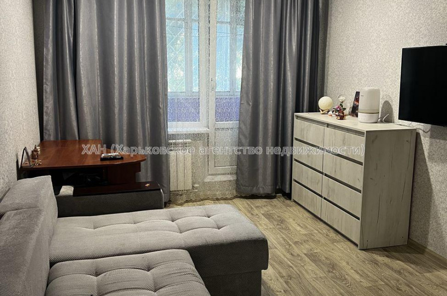 Продам квартиру, Тракторостроителей просп. , 2  ком., 45.60 м², косметический ремонт 