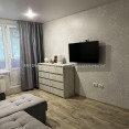 Продам квартиру, Тракторостроителей просп. , 2  ком., 45.60 м², косметический ремонт 