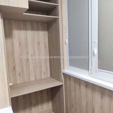 Продам квартиру, Ощепкова Андрея ул. , 1  ком., 33 м², евроремонт 