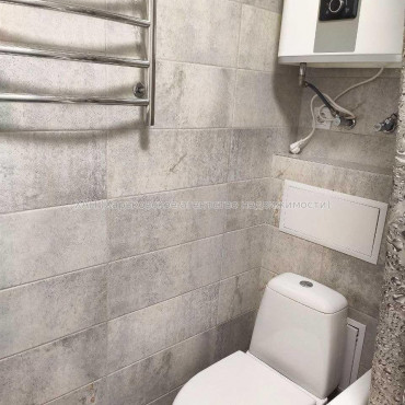 Продам квартиру, Ощепкова Андрея ул. , 1  ком., 33 м², евроремонт 