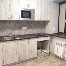 Продам квартиру, Ощепкова Андрея ул. , 1 кім., 33 м², евроремонт