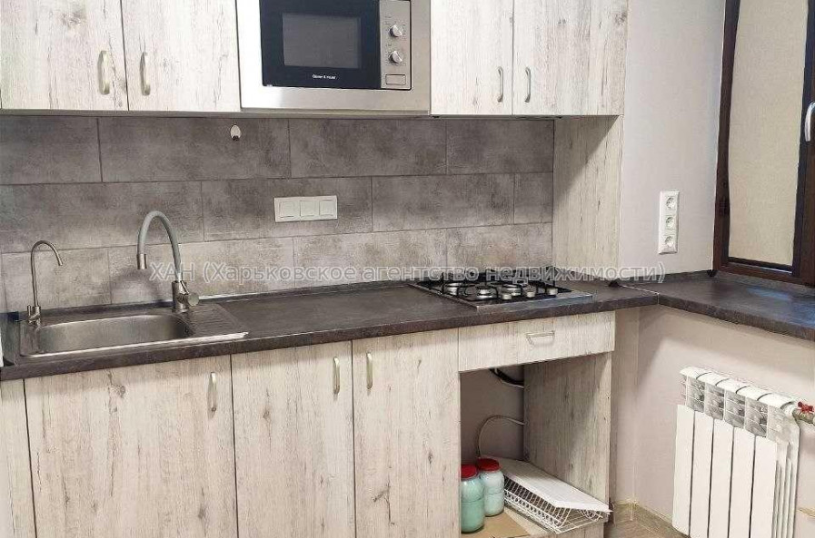 Продам квартиру, Ощепкова Андрея ул. , 1  ком., 33 м², евроремонт 
