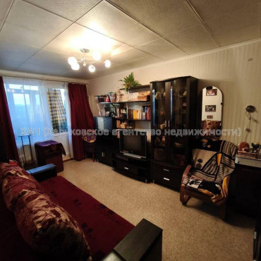 Продам квартиру, Барабашова академика ул. , 2  ком., 45 м², косметический ремонт 