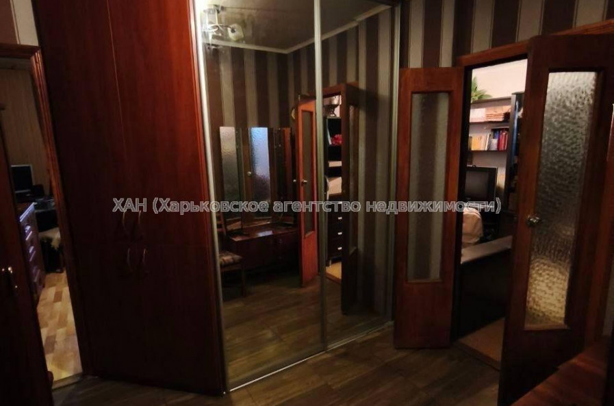 Продам квартиру, Барабашова академика ул. , 2  ком., 45 м², косметический ремонт 