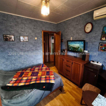 Продам квартиру, Барабашова академика ул. , 2  ком., 45 м², косметический ремонт 