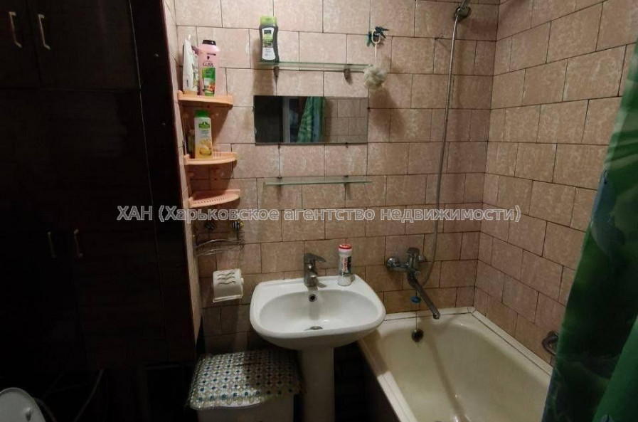 Продам квартиру, Барабашова академика ул. , 2  ком., 45 м², косметический ремонт 