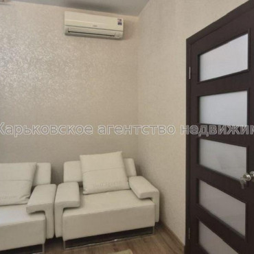 Продам квартиру, Станислава Парталы ул. , 2  ком., 50 м², евроремонт 
