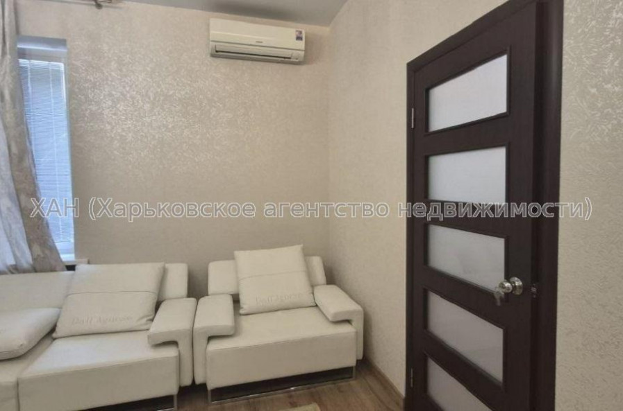 Продам квартиру, Станислава Парталы ул. , 2  ком., 50 м², евроремонт 