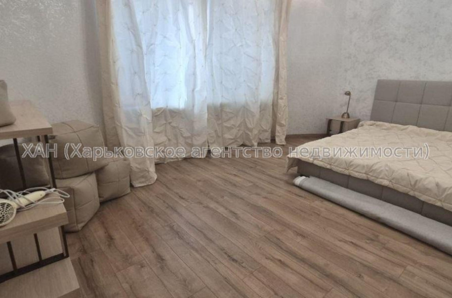 Продам квартиру, Станислава Парталы ул. , 2  ком., 50 м², евроремонт 