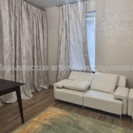 Продам квартиру, Станислава Парталы ул. , 2  ком., 50 м², евроремонт