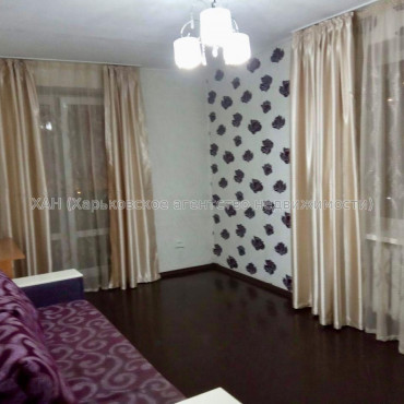Продам квартиру, Холодногорская ул. , 2  ком., 46.50 м², косметический ремонт 