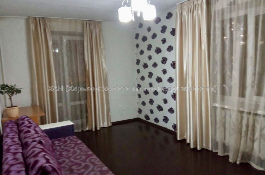 Продам квартиру, Холодногорская ул. , 2  ком., 46.50 м², косметический ремонт 