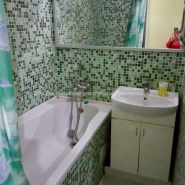 Продам квартиру, Холодногорская ул. , 2  ком., 46.50 м², косметический ремонт 