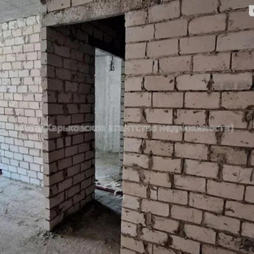Продам квартиру, Борткевича ул. , 1  ком., 36.90 м², без ремонта 