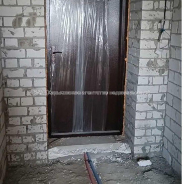 Продам квартиру, Мира ул. , 1  ком., 37.10 м², без внутренних работ 