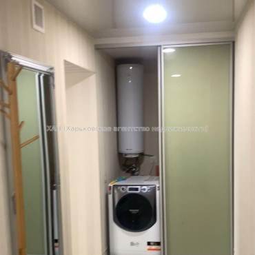 Продам квартиру, 23 Августа ул. , 3  ком., 81 м², капитальный ремонт 