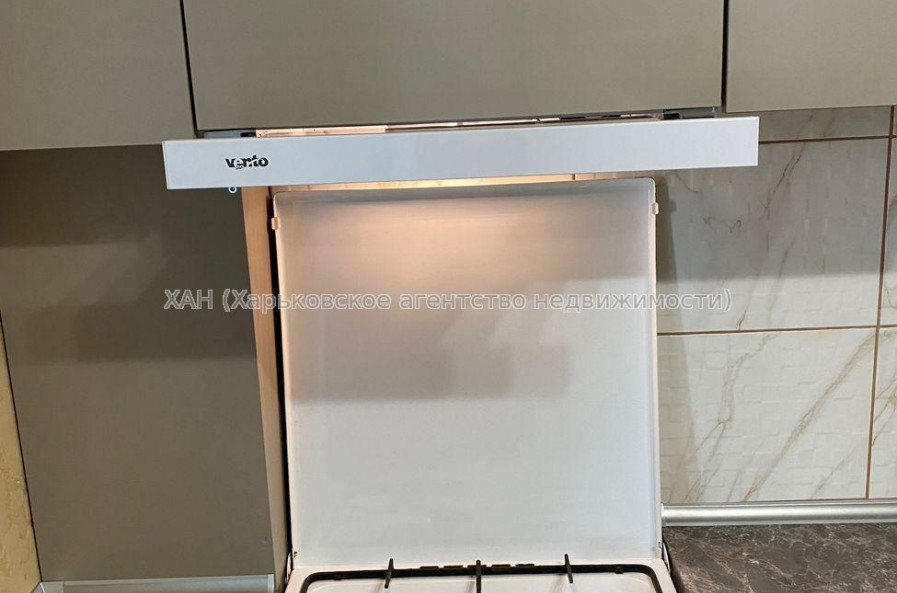 Продам квартиру, Бригады Хартия ул. , 1  ком., 38 м², авторский дизайн 